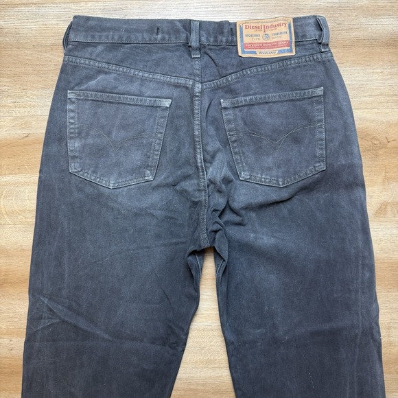 Vintage Diesel Cheyenne Jeans Men 32x30 Black Straight Leg Whiskered Faded Y2K - Picture 4 of 12